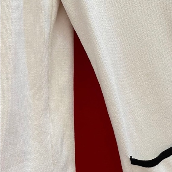 Stylish Dana Buchman Knit Cardigan Size M - Picture 3 of 9